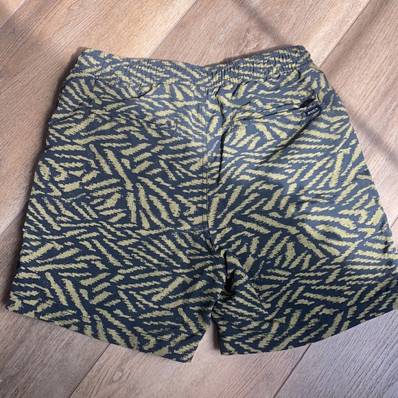 Classic stretch zebra shorts men’s rvca - Picture 4 of 4